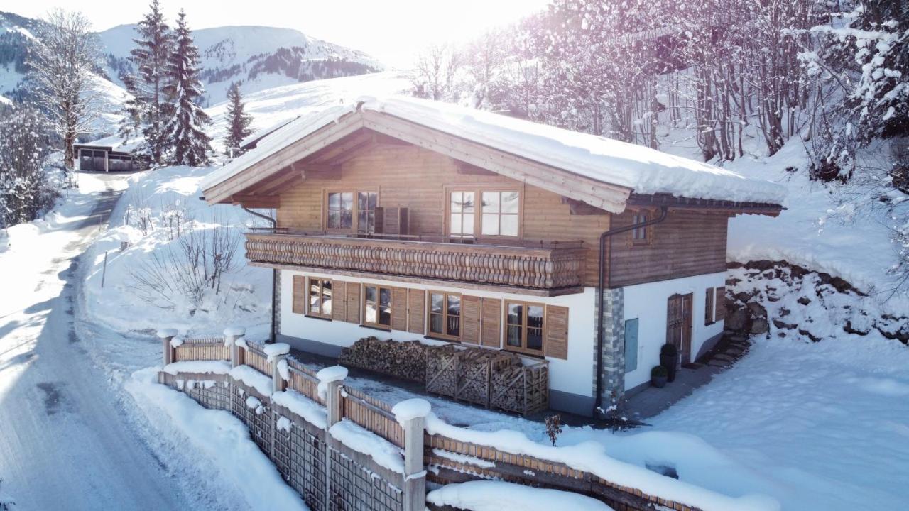 Ski-In & Ski-Out Out Chalet Maria With Amazing Mountain View Maria Alm am Steinernen Meer Luaran gambar