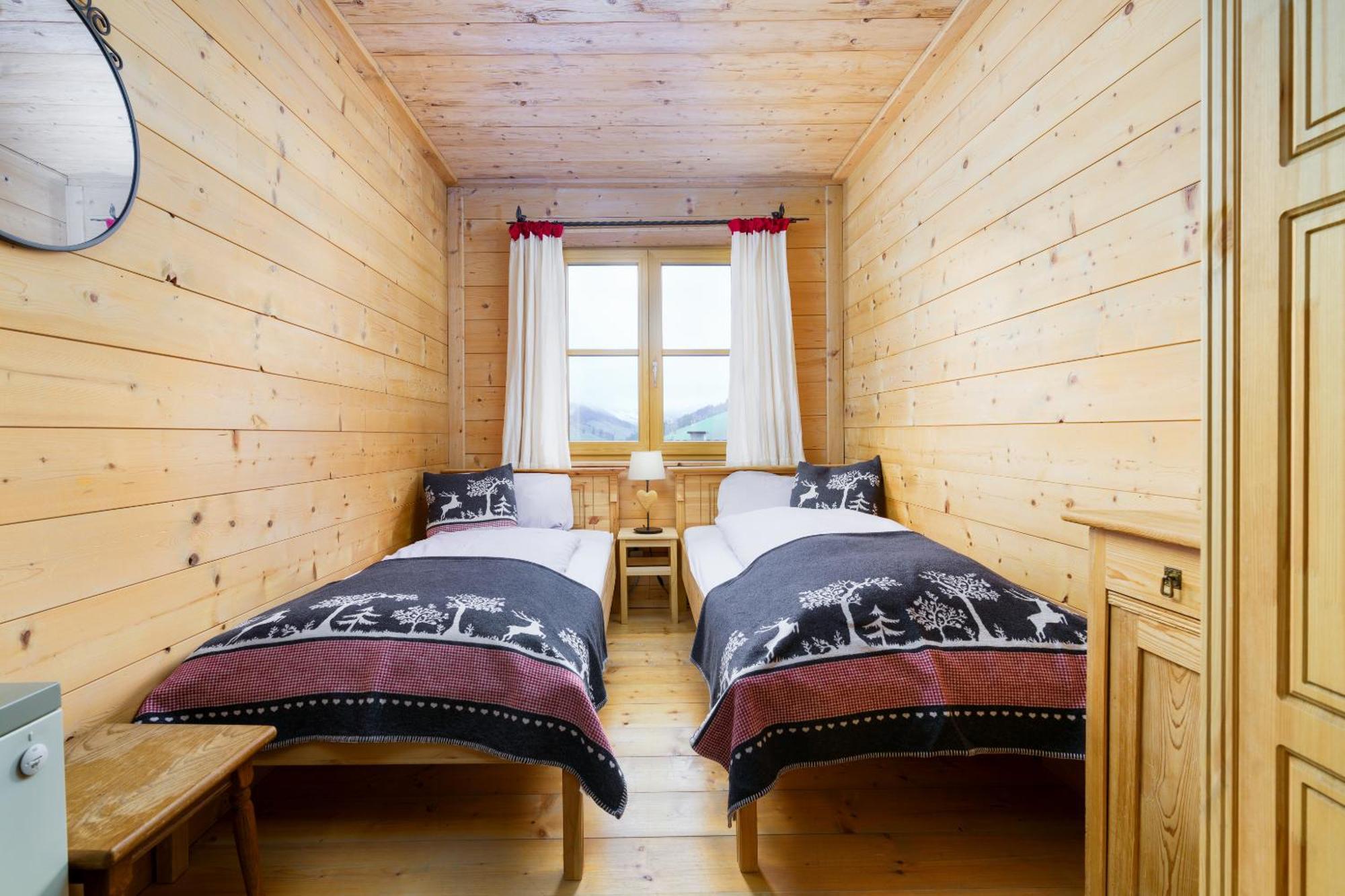 Ski-In & Ski-Out Out Chalet Maria With Amazing Mountain View Maria Alm am Steinernen Meer Luaran gambar